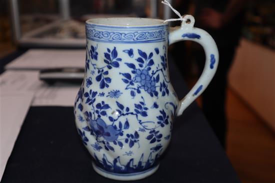 A Chinese blue and white tankard, Kangxi period height 14cm